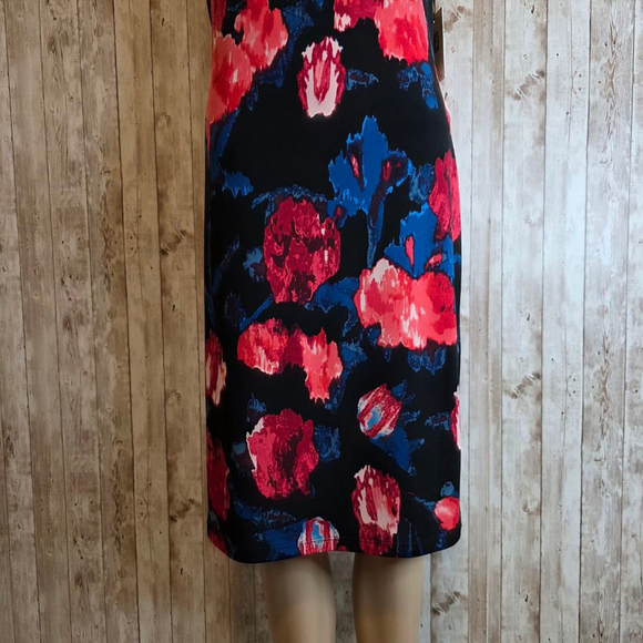 Ivanka Trump Floral Print Dress Size M Black Red Blue - Picture 3 of 10
